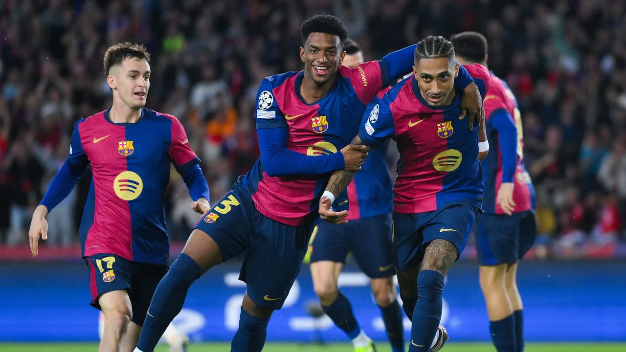 3 أندية إنجليزية تبدأ سباق التعاقد مع نجم فريق برشلونة الصاعد